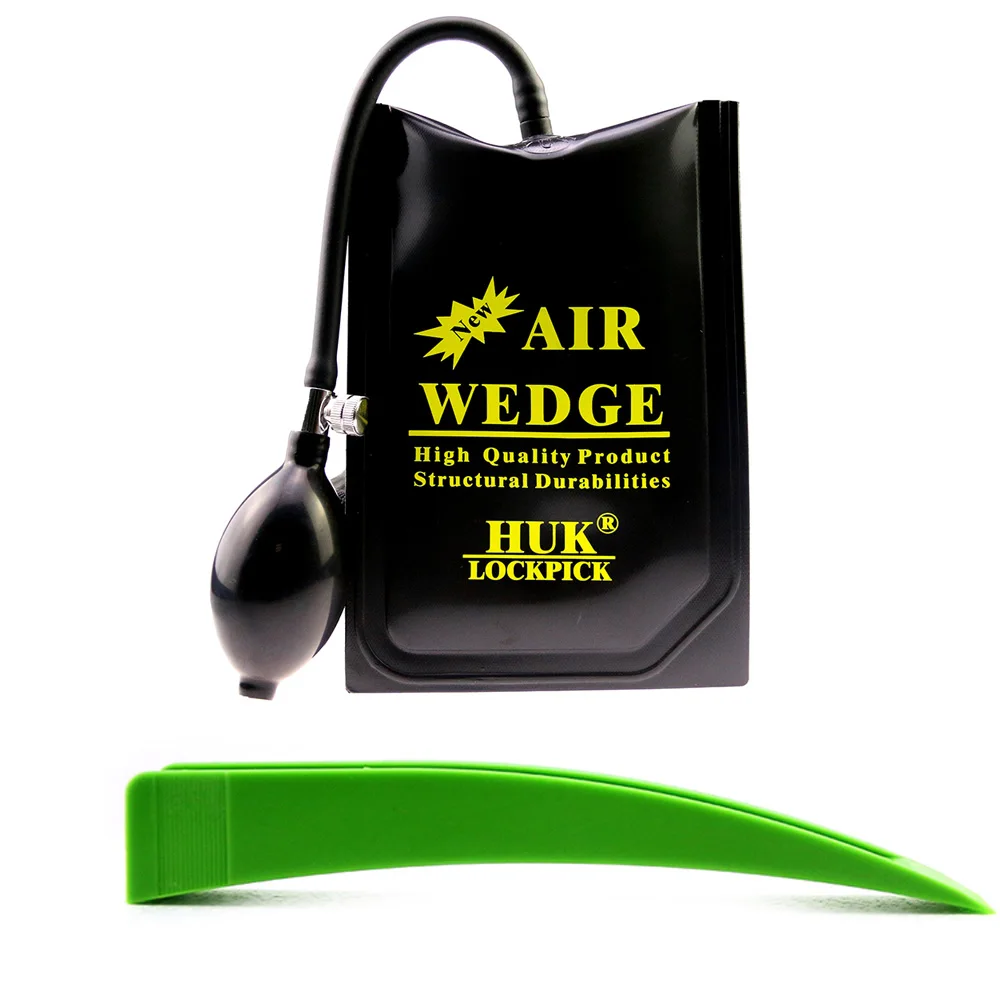 Zestaw narzędzi uniwersalnych  – Car Emergency Tool Kit recenzja i cena